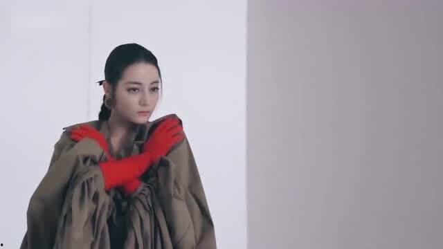 迪丽热巴爆料李易峰视频,视频曝光惊人内幕！  第1张